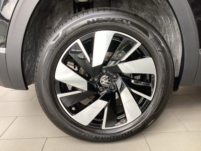 2026 Volkswagen Atlas Cross Sport 2.0T SEL