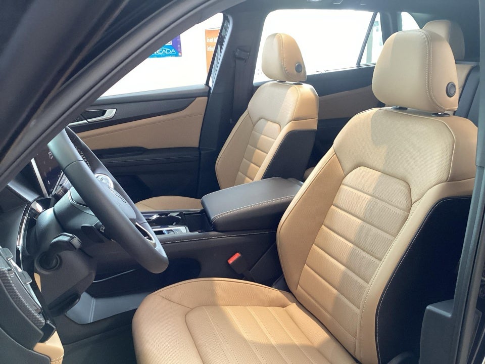 2026 Volkswagen Atlas Cross Sport 2.0T SEL