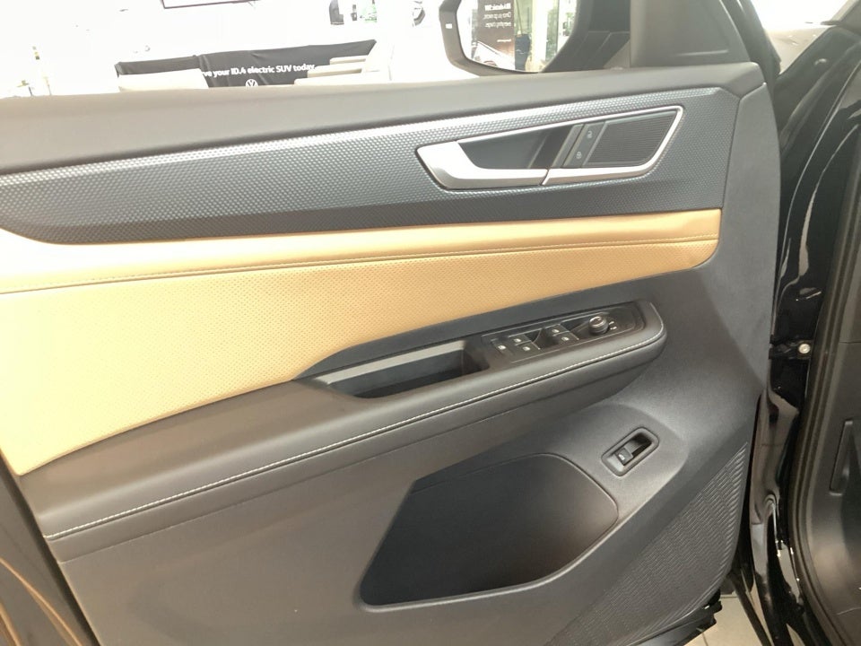 2026 Volkswagen Atlas Cross Sport 2.0T SEL