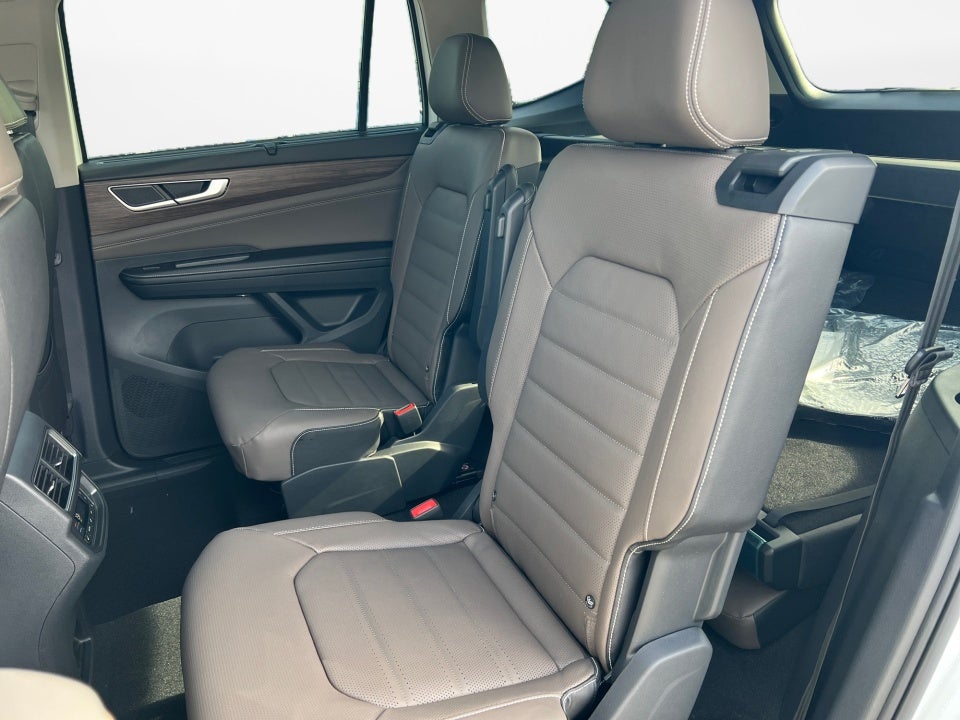 2026 Volkswagen Atlas SEL