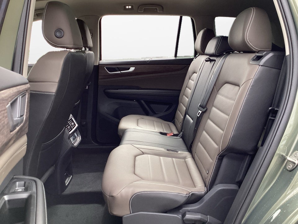 2026 Volkswagen Atlas SEL