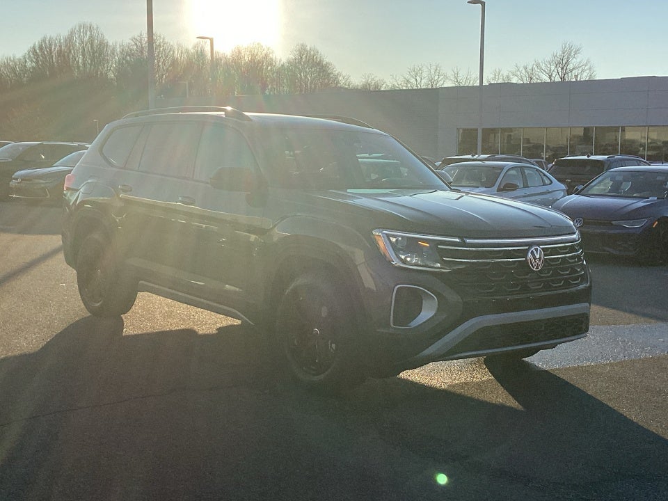 2026 Volkswagen Atlas Peak Edition