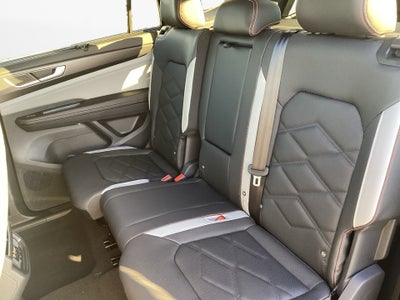 2026 Volkswagen Atlas Peak Edition