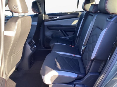 2026 Volkswagen Atlas Peak Edition