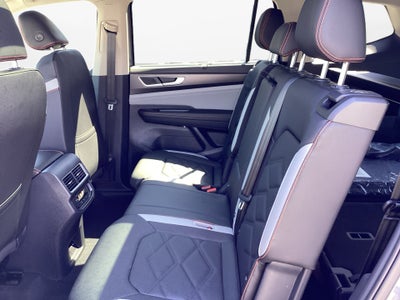 2026 Volkswagen Atlas Peak Edition