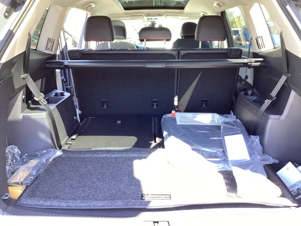 2026 Volkswagen Atlas Peak Edition