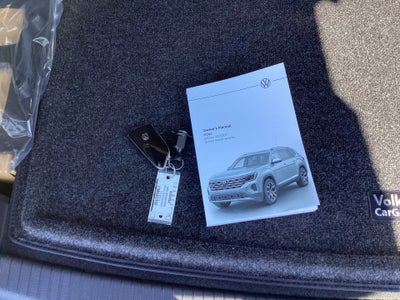 2026 Volkswagen Atlas Peak Edition