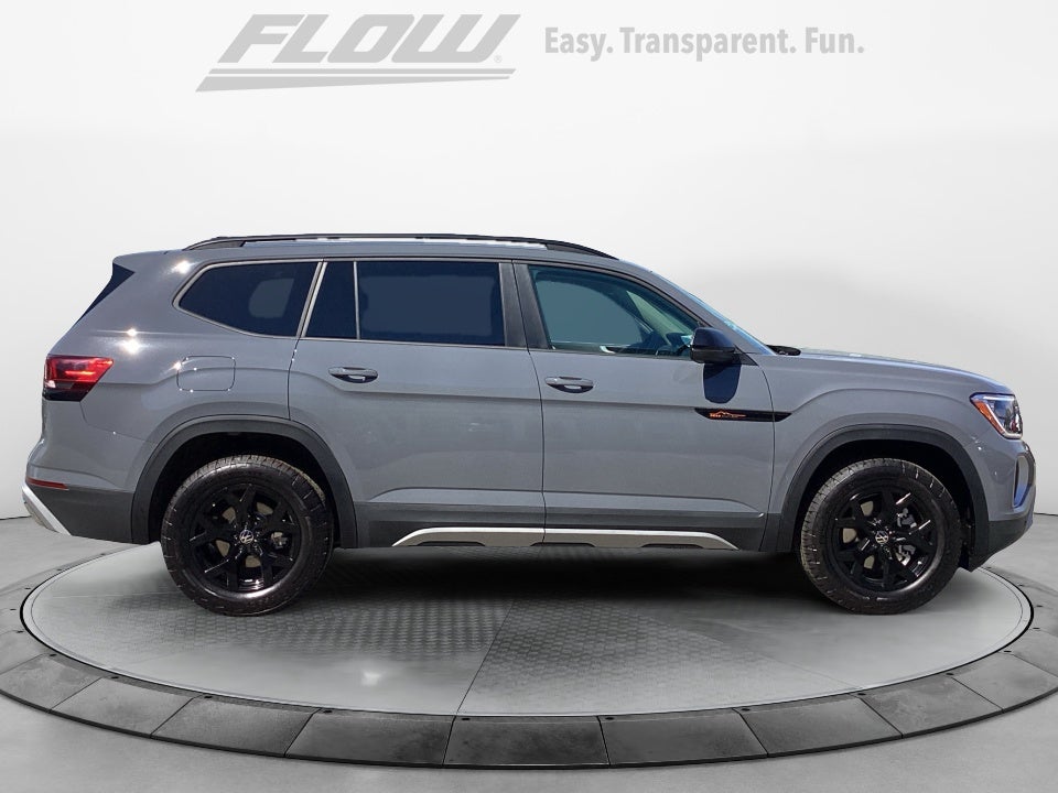 2026 Volkswagen Atlas Peak Edition