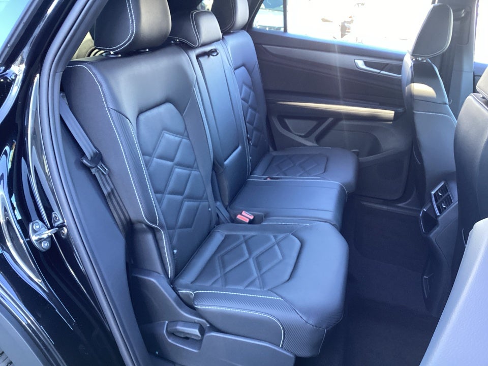 2026 Volkswagen Atlas Cross Sport 2.0T SE