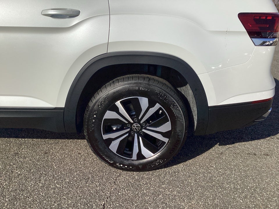 2026 Volkswagen Atlas SE