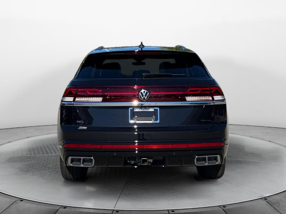 2026 Volkswagen Atlas Cross Sport 2.0T SEL Premium R-Line