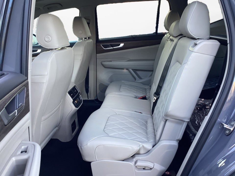 2026 Volkswagen Atlas SEL Premium R-Line