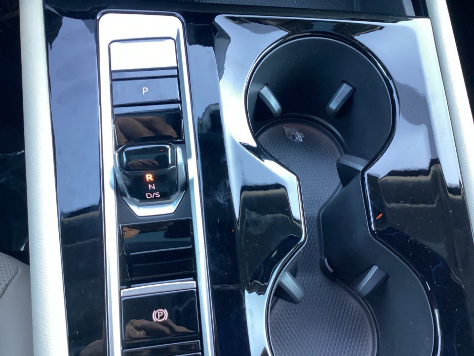 2026 Volkswagen Atlas SEL Premium R-Line