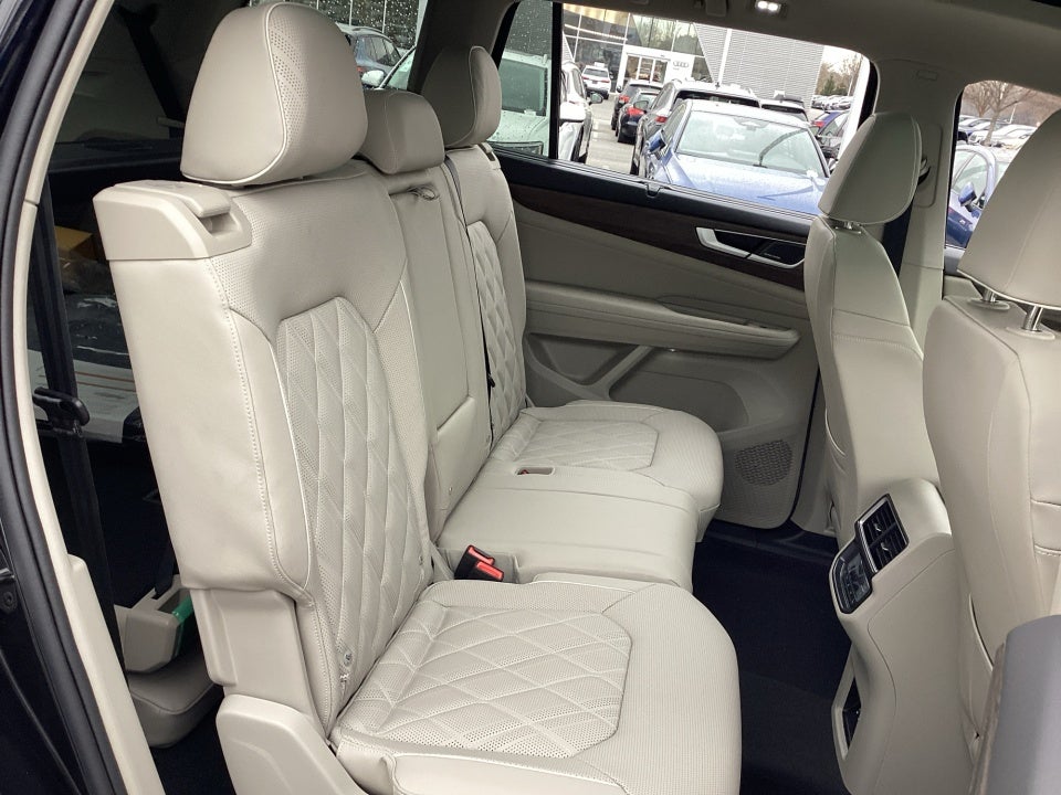 2026 Volkswagen Atlas SEL Premium R-Line