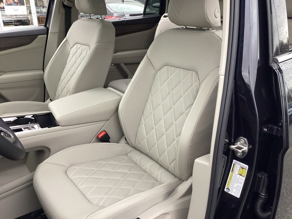 2026 Volkswagen Atlas SEL Premium R-Line