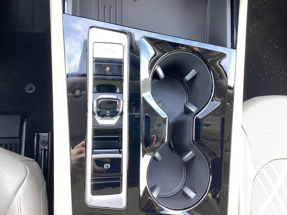 2026 Volkswagen Atlas SEL Premium R-Line