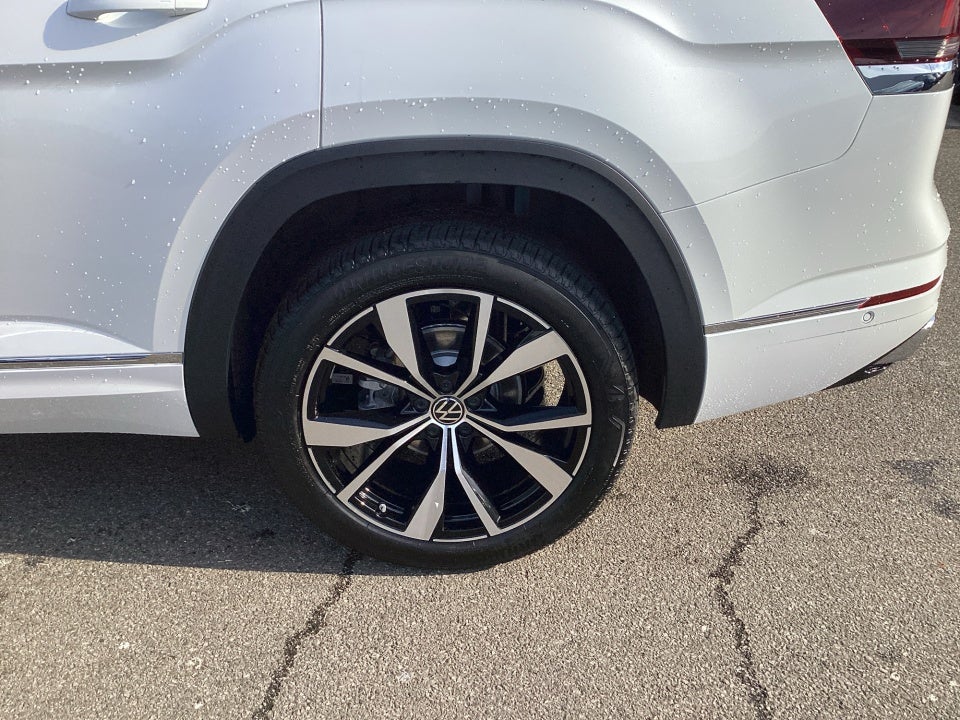 2026 Volkswagen Atlas SEL Premium R-Line