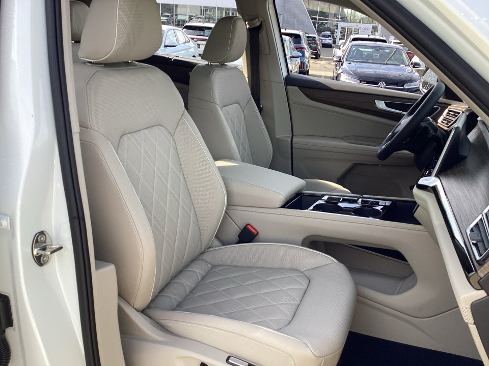 2026 Volkswagen Atlas SEL Premium R-Line