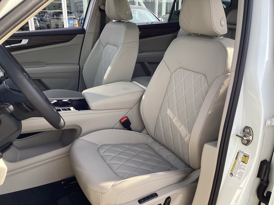 2026 Volkswagen Atlas SEL Premium R-Line