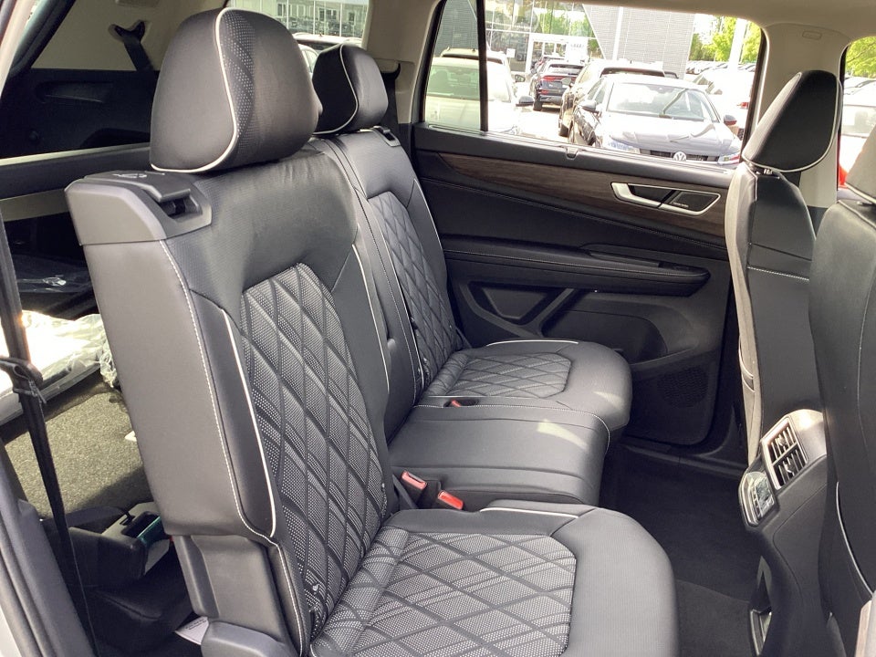 2026 Volkswagen Atlas SEL Premium R-Line