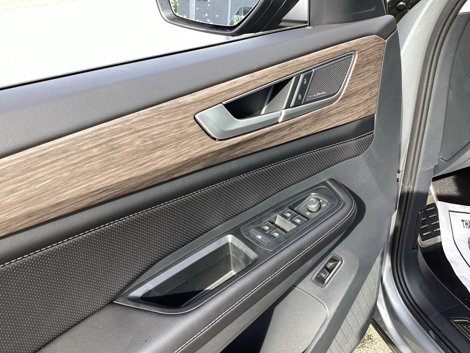 2026 Volkswagen Atlas SEL Premium R-Line