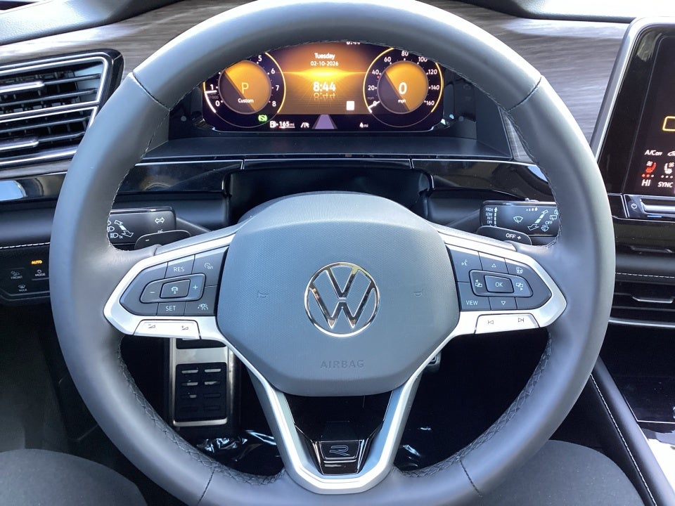 2026 Volkswagen Atlas SEL Premium R-Line
