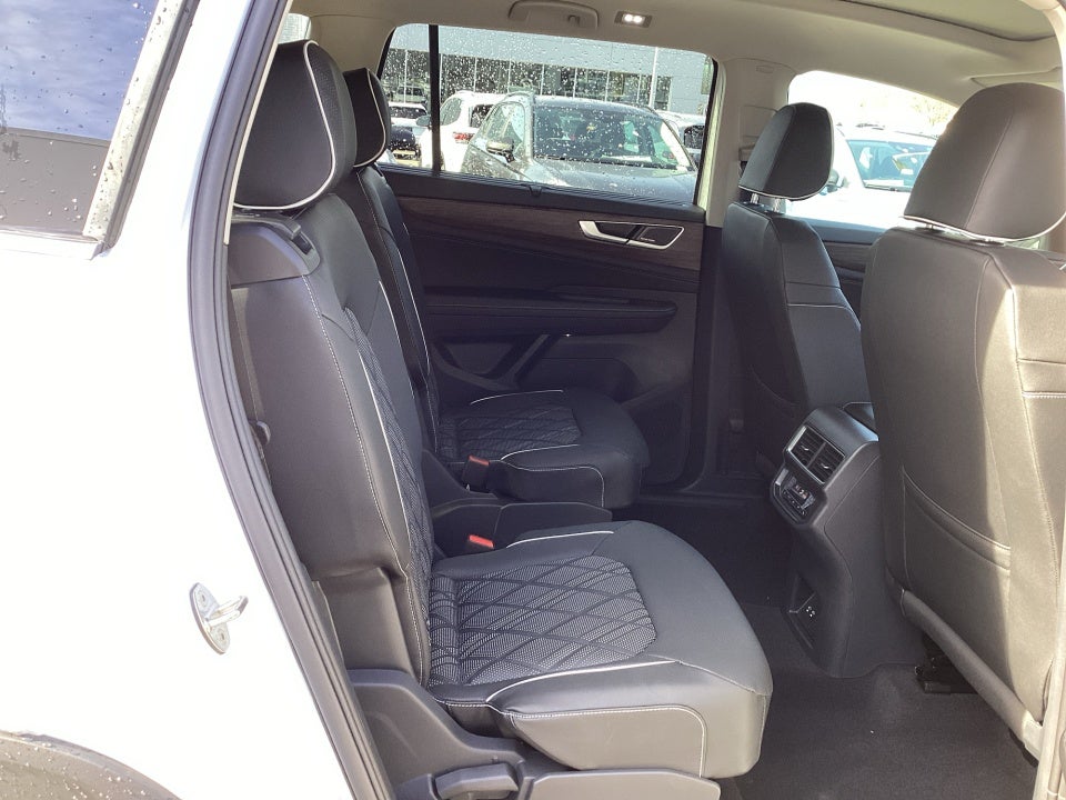 2026 Volkswagen Atlas SEL Premium R-Line