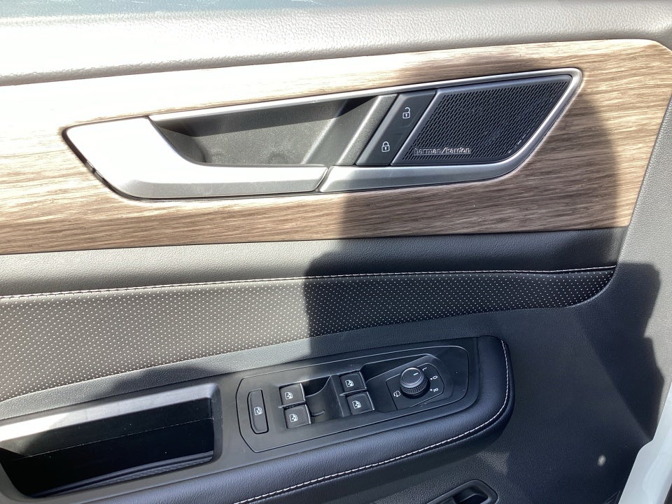 2026 Volkswagen Atlas SEL Premium R-Line