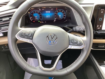 2026 Volkswagen Atlas Cross Sport SE with Technology