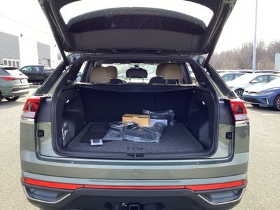 2026 Volkswagen Atlas Cross Sport SE with Technology