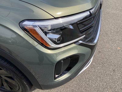 2026 Volkswagen Atlas Cross Sport SE with Technology