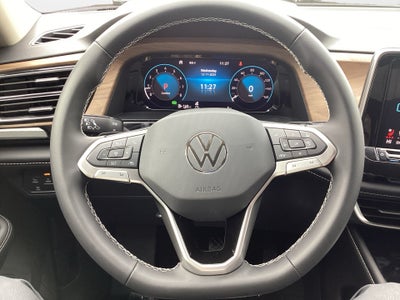 2026 Volkswagen Atlas SE with Technology