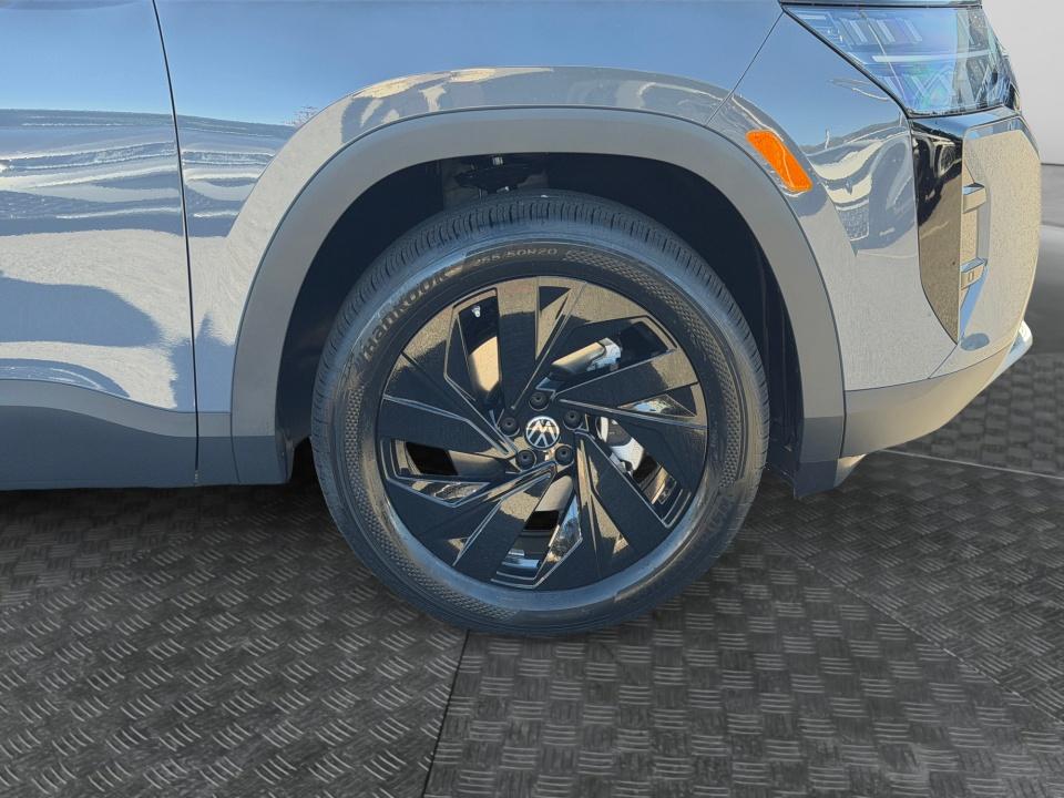 2027 Volkswagen Atlas SE w/Technology