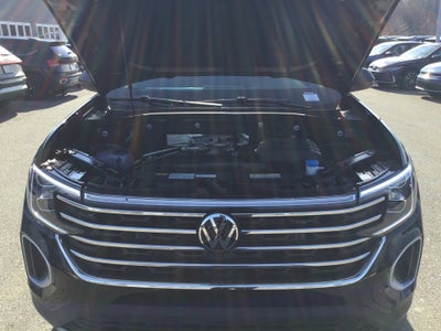 2026 Volkswagen Atlas SE with Technology