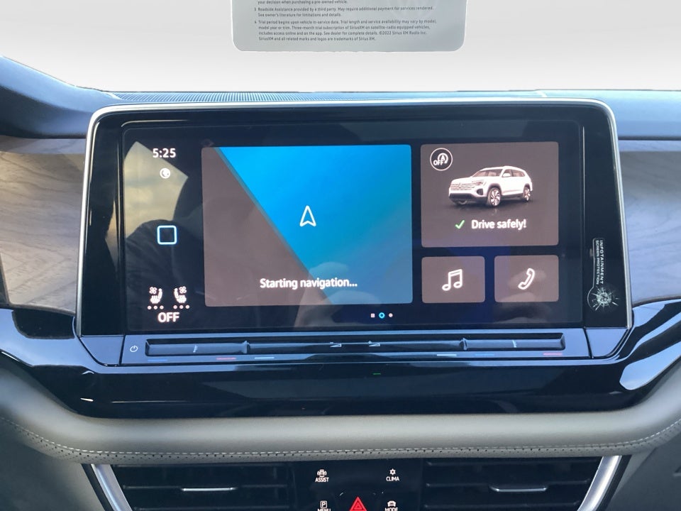 2025 Volkswagen Atlas 2.0T SE w/Technology