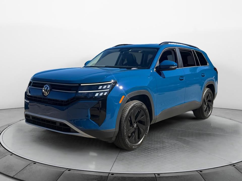 2027 Volkswagen Atlas SE w/Technology