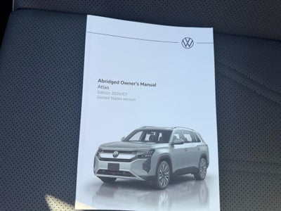 2027 Volkswagen Atlas SE w/Technology