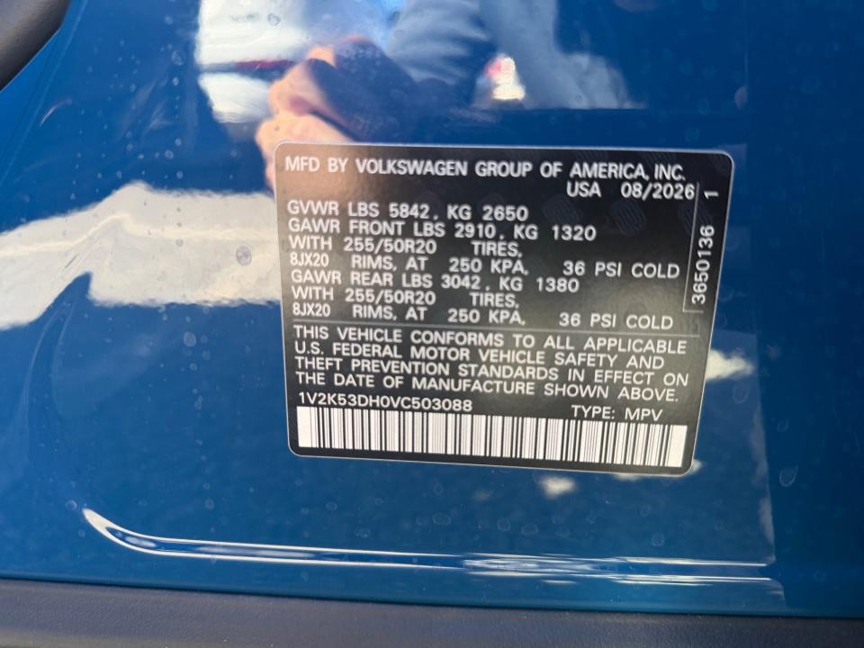 2027 Volkswagen Atlas SE w/Technology