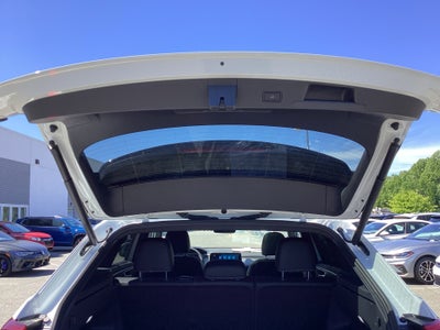 2026 Volkswagen Atlas Cross Sport SE with Technology
