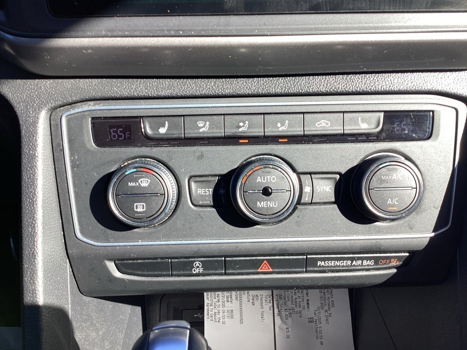 2021 Volkswagen Atlas 3.6L V6 SE w/Technology R-Line