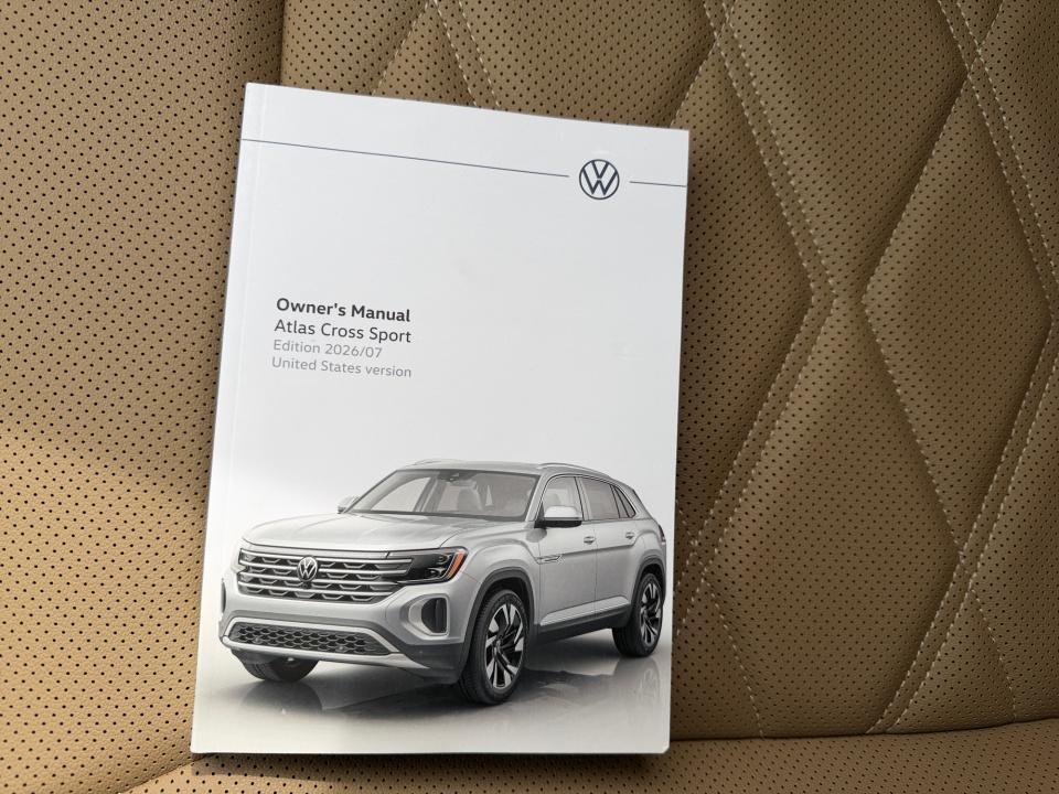 2026 Volkswagen Atlas Cross Sport 2.0T SE w/Technology