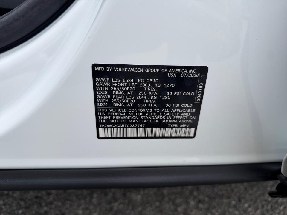 2026 Volkswagen Atlas Cross Sport 2.0T SE w/Technology
