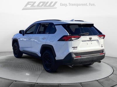 2020 Toyota RAV4 LE