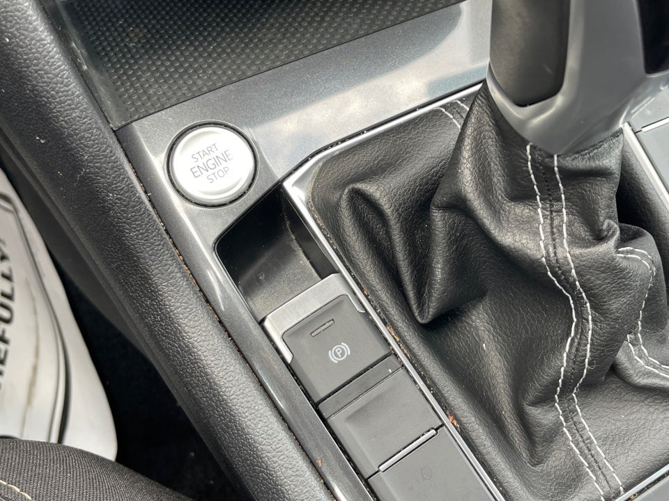 2022 Volkswagen Tiguan S