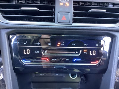 2026 Volkswagen Taos SE Black