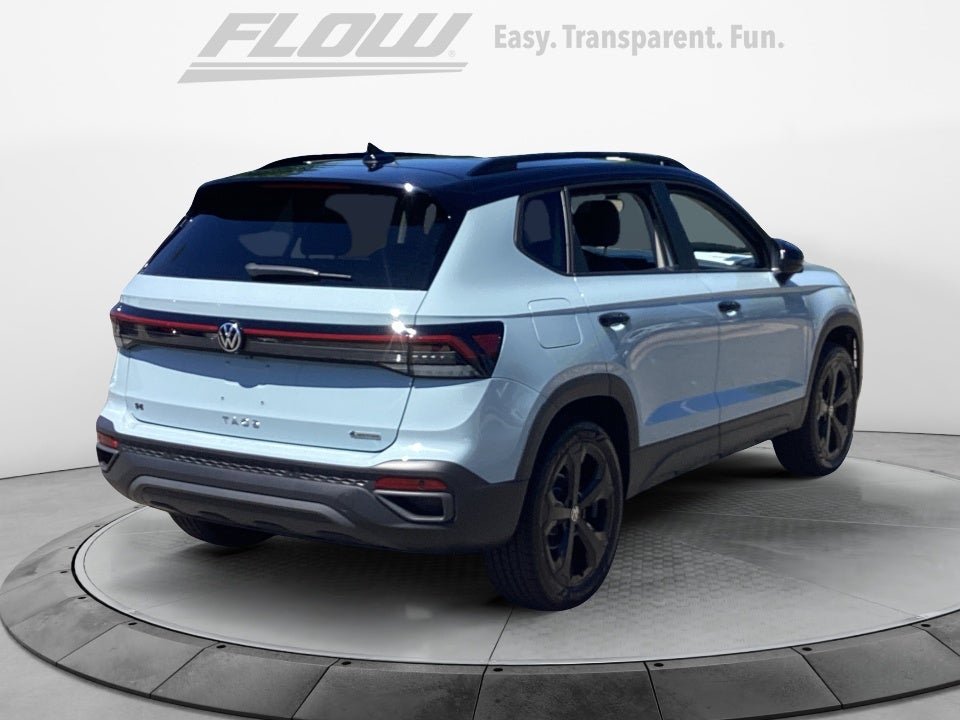 2026 Volkswagen Taos SE Black