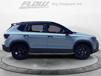 2026 Volkswagen Taos SE Black