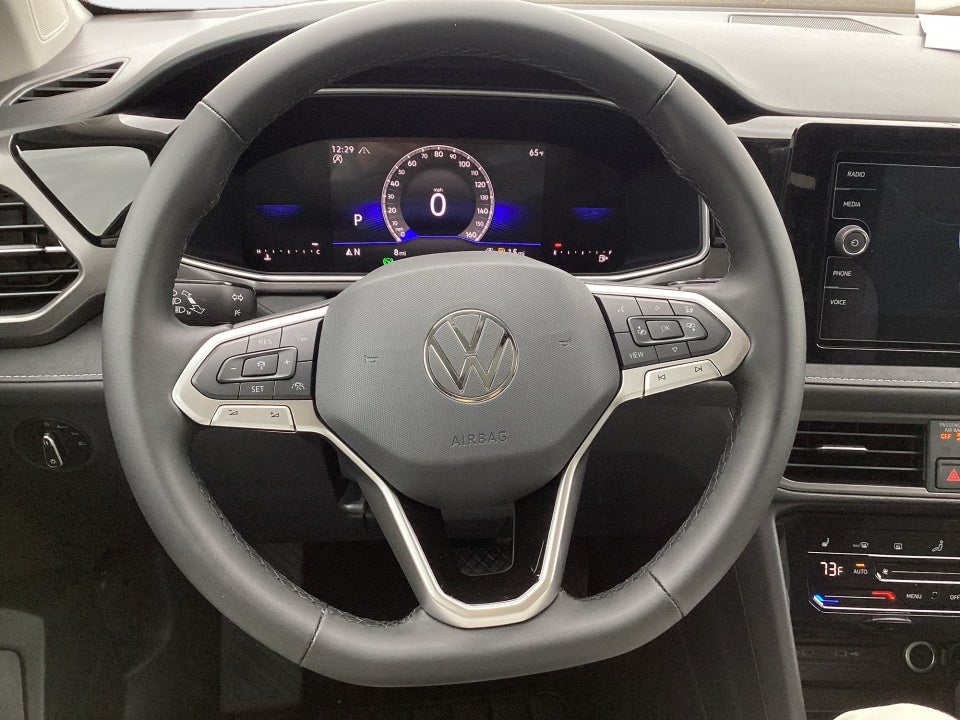 2026 Volkswagen Taos SE Black