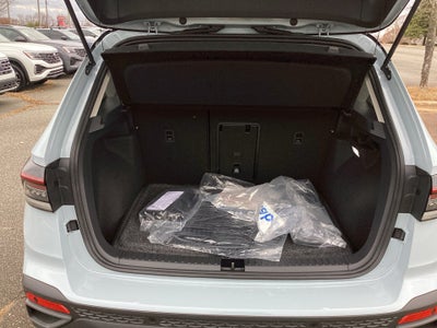 2026 Volkswagen Taos SE Black