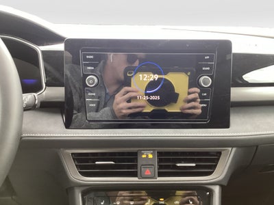 2026 Volkswagen Taos SE Black